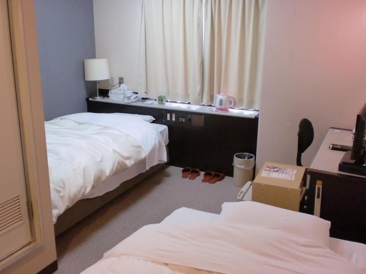 Tsuyama Central Hotel Townhouse Bagian luar foto